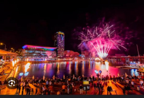 Darling harbour budget apartments